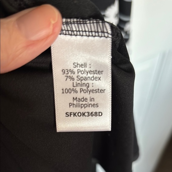 Floral Black and White Women's Dress - Picture 3 of 9